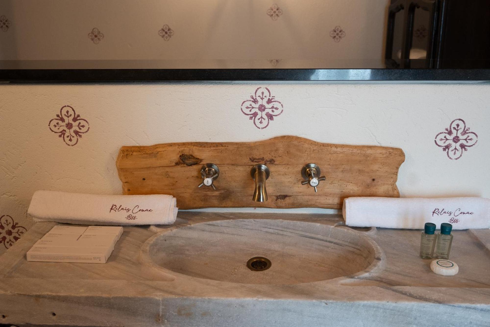 Relais Conac 1888 - Luxury B&B - Adults Only Castelnuovo Don Bosco Bagian luar foto